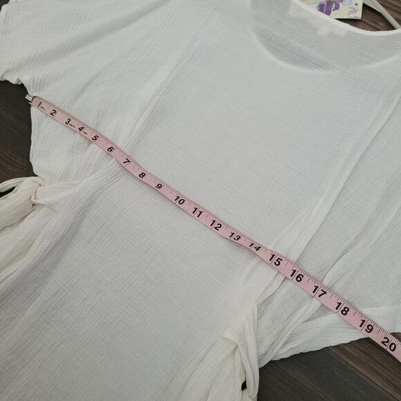 NWT ee:some Women Blouse Top S White Short Sleeves Round Neck Summer Lightweight - Picture 5 of 6